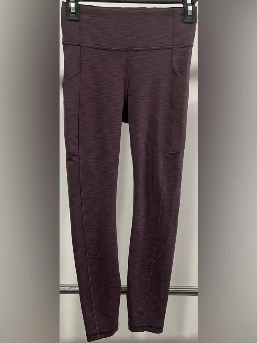 Lululemon invigorate High-Rise Crop Leggings 4 - Picture 2 of 5